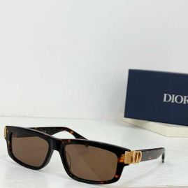 Picture of Dior Sunglasses _SKUfw55769979fw